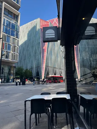 Bleecker Burger Victoria