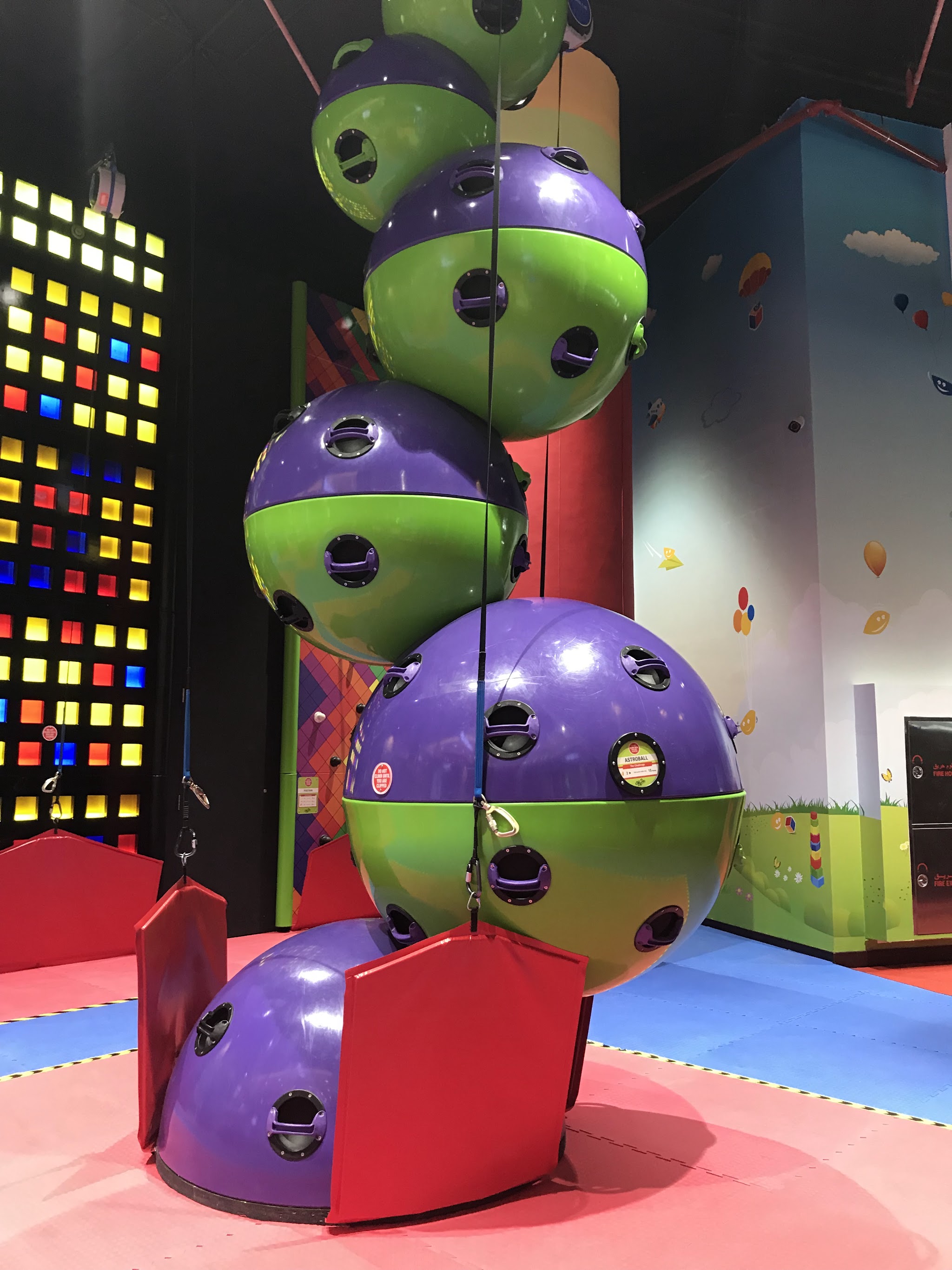 Fun Block - First Avenue Mall | Hopsa