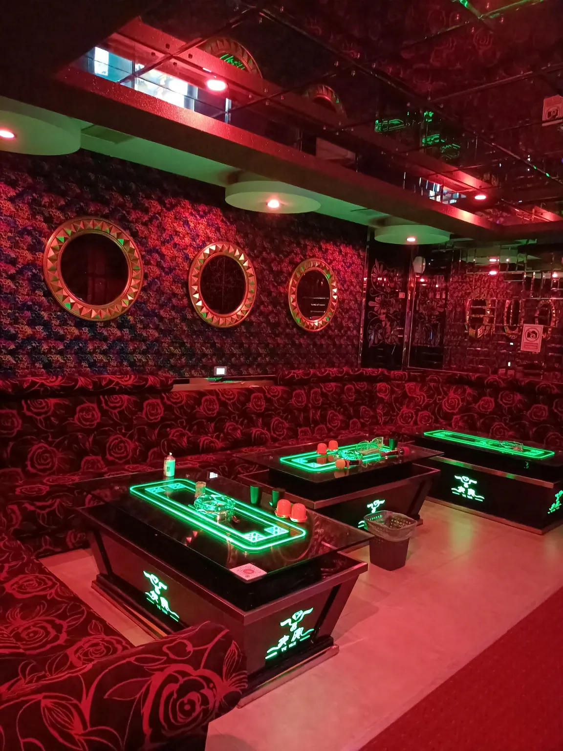 dongfanhui KTV