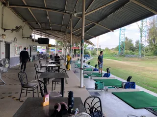 Golf Square Academy สาขา อัลบาทรอส