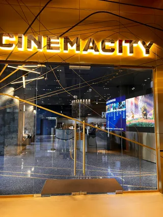 Cinemacity Fountain Views