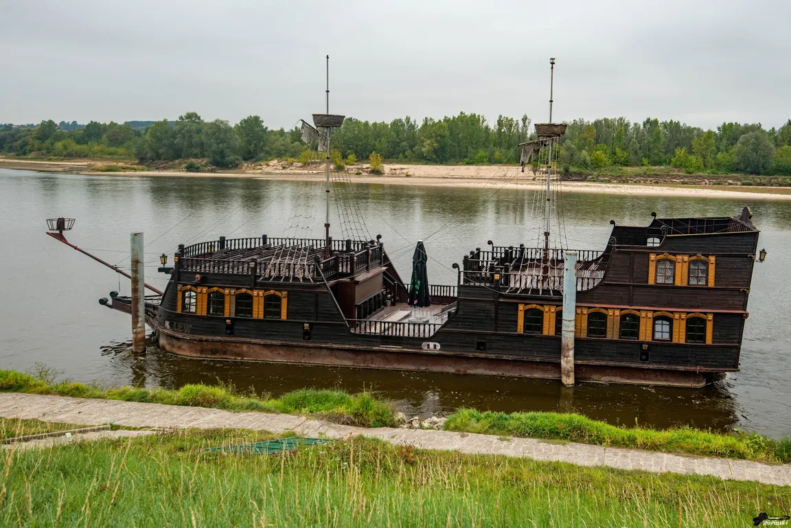 Bulwar Nadwiślański - Kazimierz Dolny