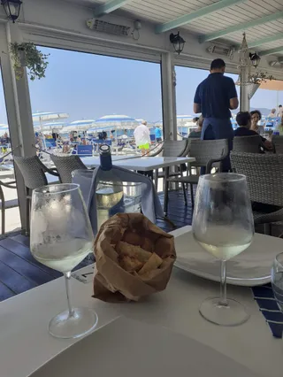 Magic Beach Cafe