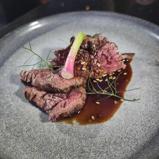 ShiShi Nightclub & Izakaya Lounge