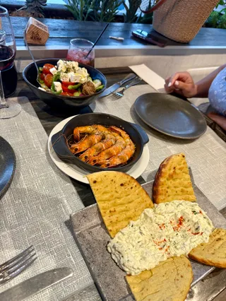 Rare Greek Restaurant Santorini