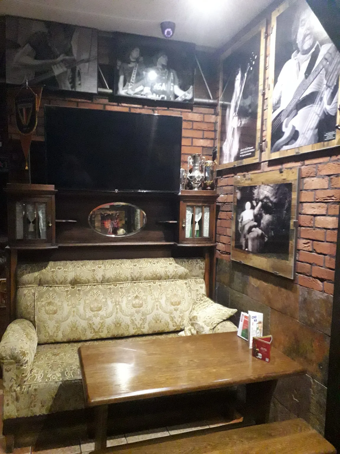 HARD ROCK PUB PAMELA KLUB MUZYCZNY