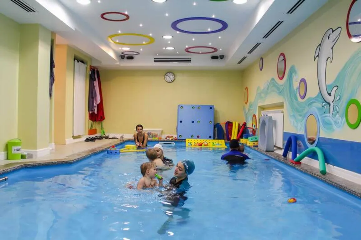 Aqua Bebe - Cursuri inot bebelusi