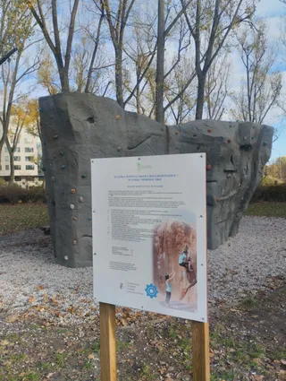 Ścianka wspinaczkowa Bouldering