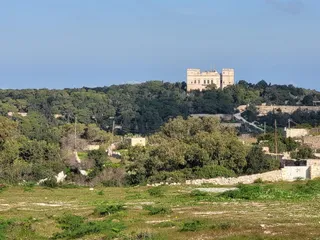 Misraħ Għar il-Kbir