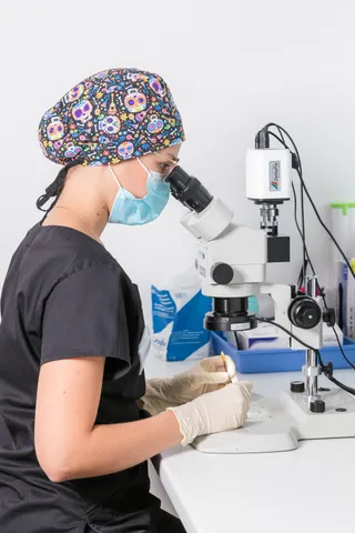 NHT - Natural Hair Transplant - Greffe implant capillaire cheveux