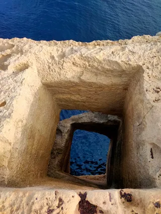 Cathedral Cave (Ghar ir-Rih)