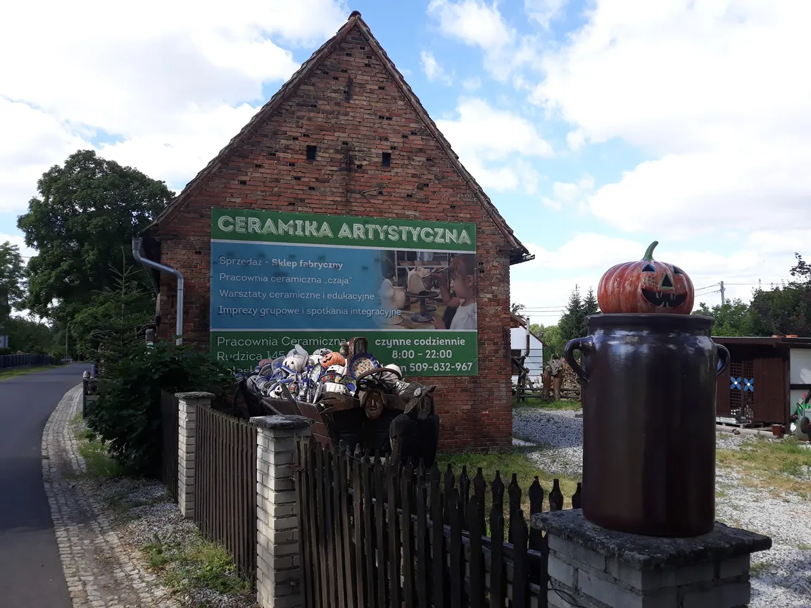 WARSZTATY CERAMICZNE -Ceramika bolesławiecka CZAJA-SOBIERAJ