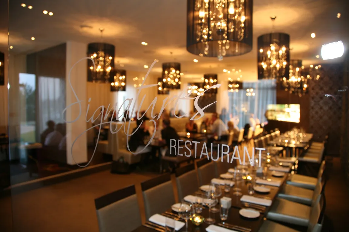 Signatures Restaurant