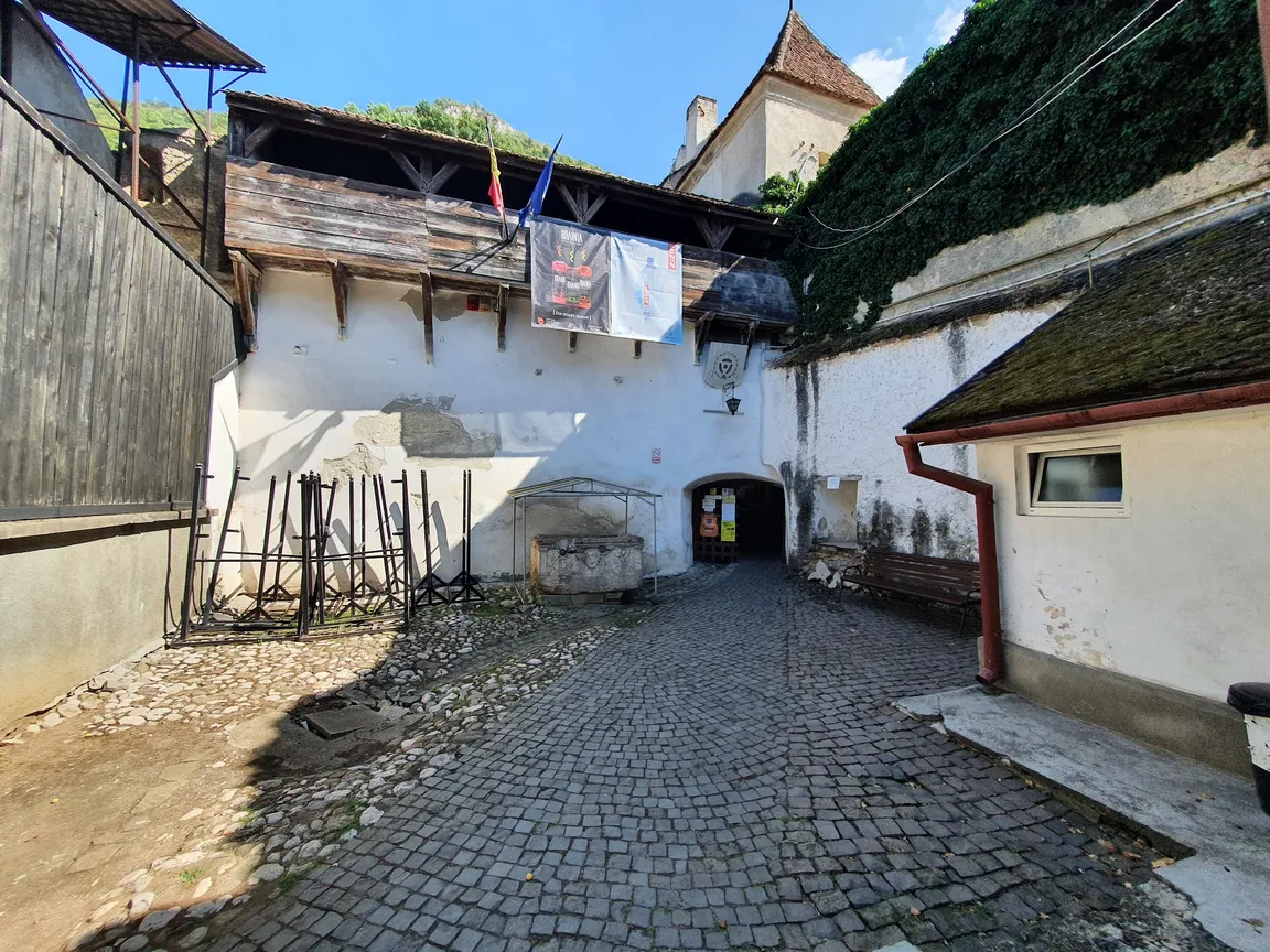 Weavers Bastion
