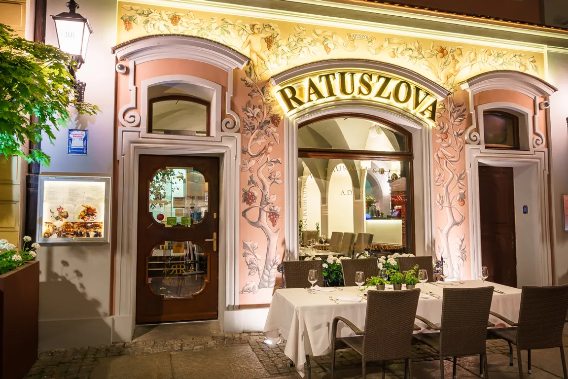 Ratuszova Restauracja & Apartamenty A.D. 1954