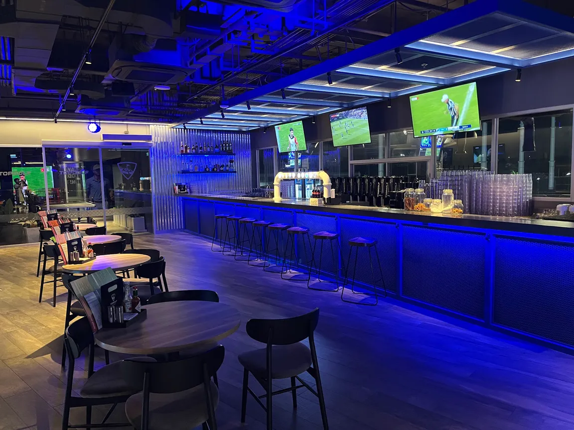 Topgolf Sports Bar