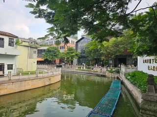 Baoqing Cantonese Arts Cultural Park