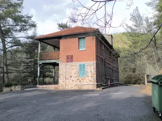 Rest House Xenonas camping cabin