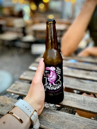 THE DOG Food Truck Izaaka