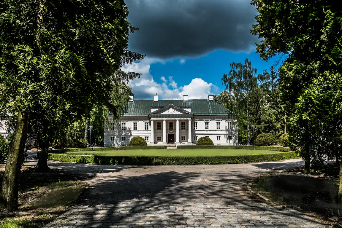 Pałac Mała Wieś
