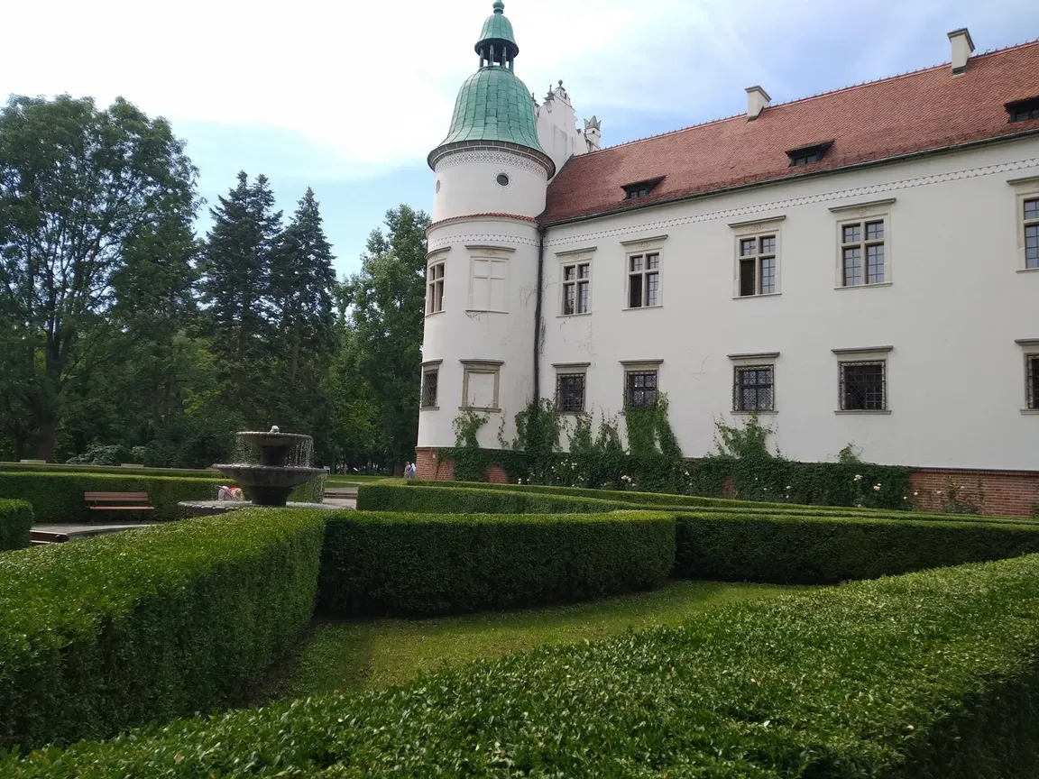 Baranów Sandomierski. Zespół pałacowo - parkowy