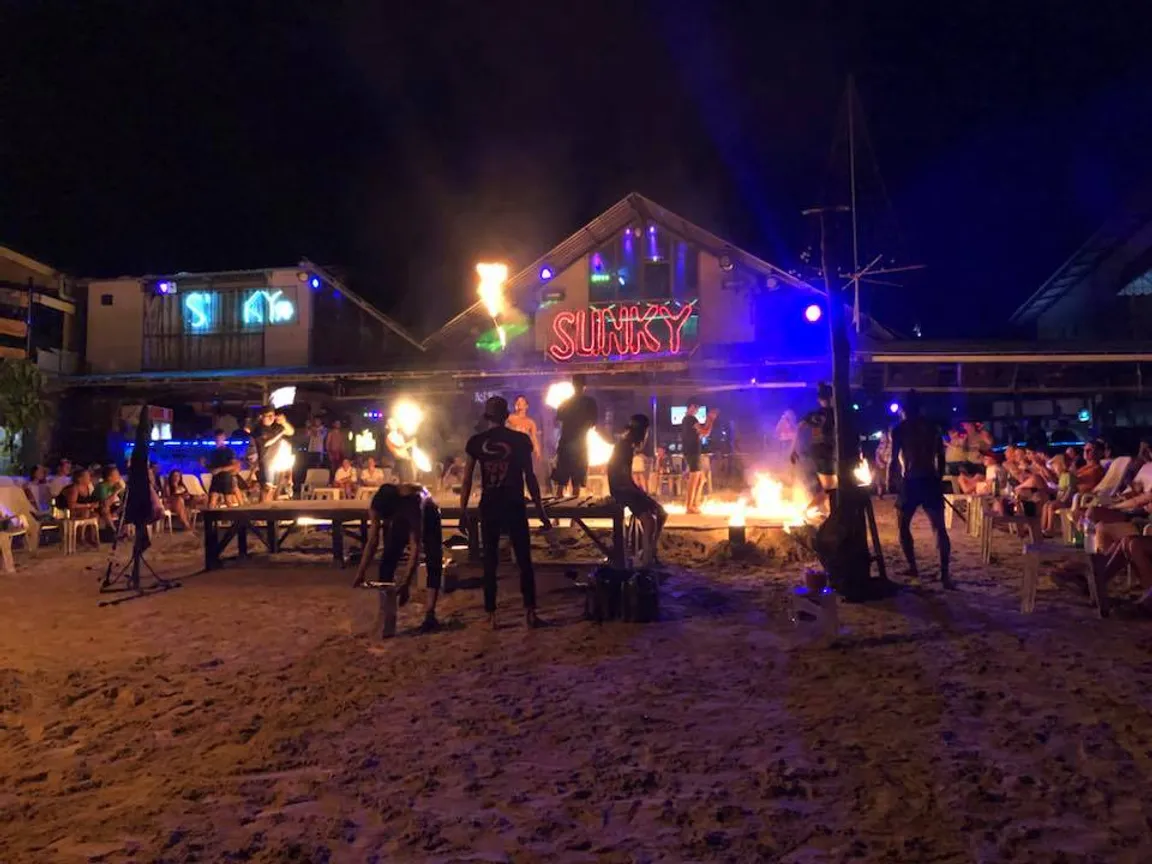 Slinky Bar