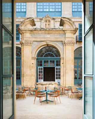 MUŻA Restaurant