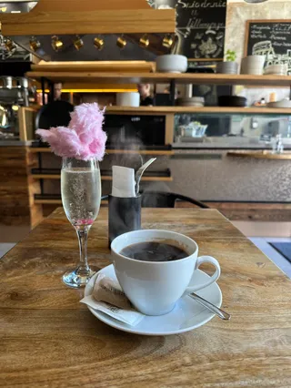 Pelier Bistro