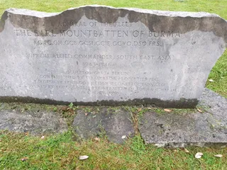 Mountbatten Statue