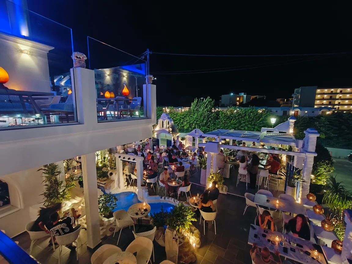 Cavo Tango Sushi Cocktail Bar