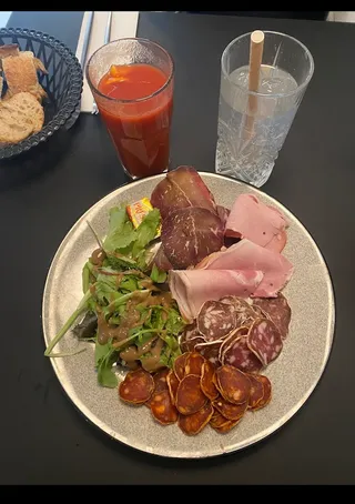 Cocorrico, bistro arlesiano, restauration & coktails