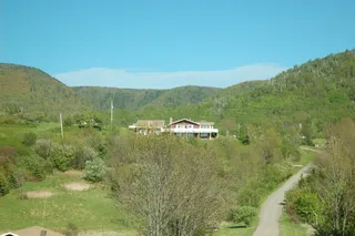 Cheticamp Outfitters Inn