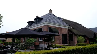 Grachthof Giethoorn | Restaurant & Bootverhuur