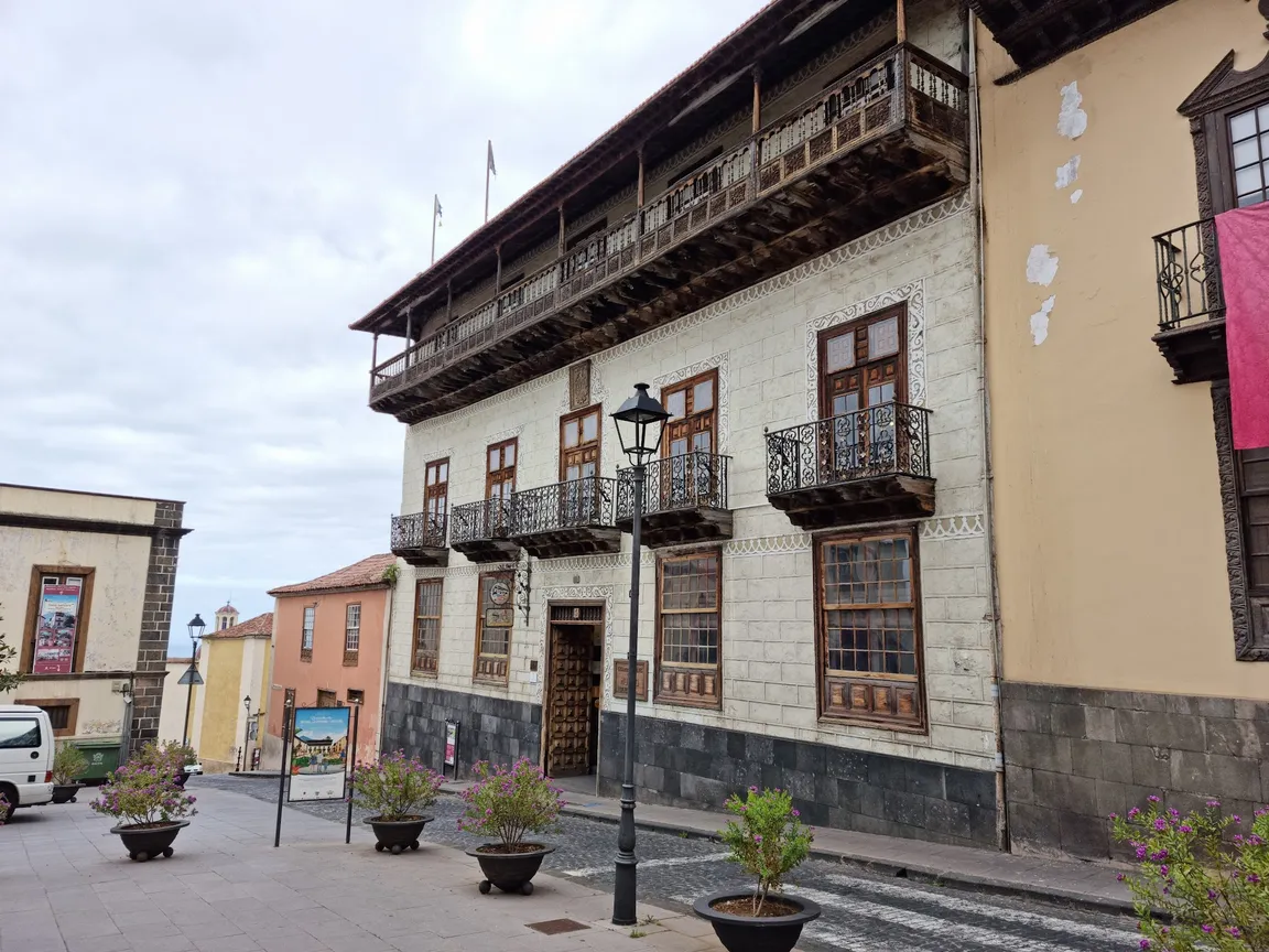 Casa de los Balcones
