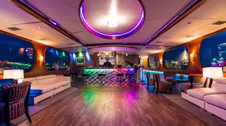 Prestige Yacht Charters