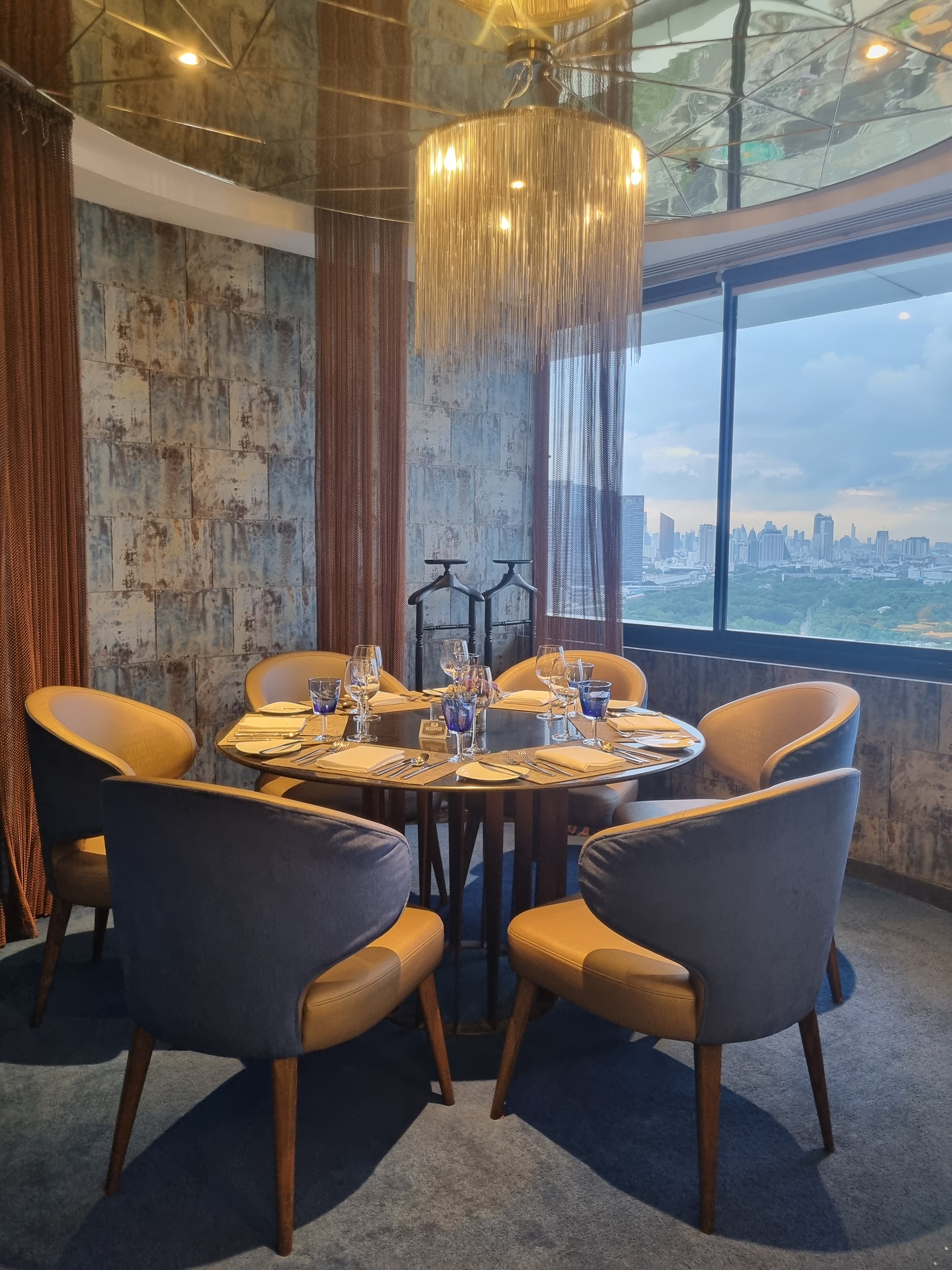 Blue Sky Rooftop Restaurant & Bar at Centara Grand... | Hopsa