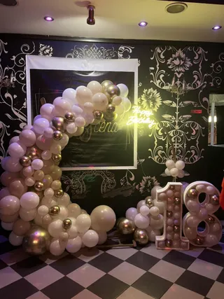 Klub Mala Scena - klub za rodjendane i žurke