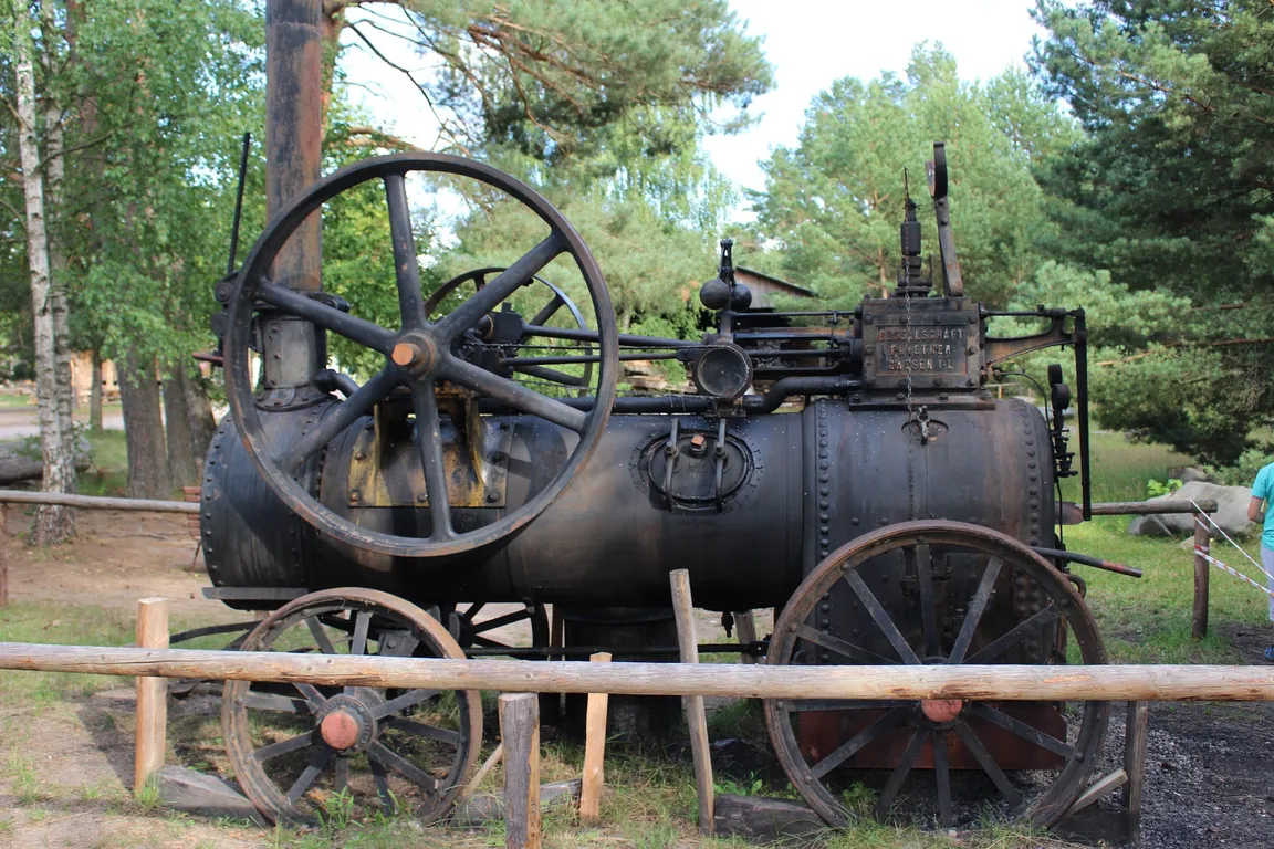 Muzeum - Kaszubski Park Etnograficzny im. Teodory i Izydora Gulgowskich we Wdzydzach