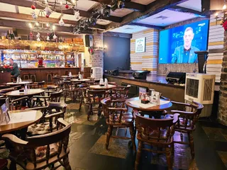 Nell Gwynne English Sports Bar