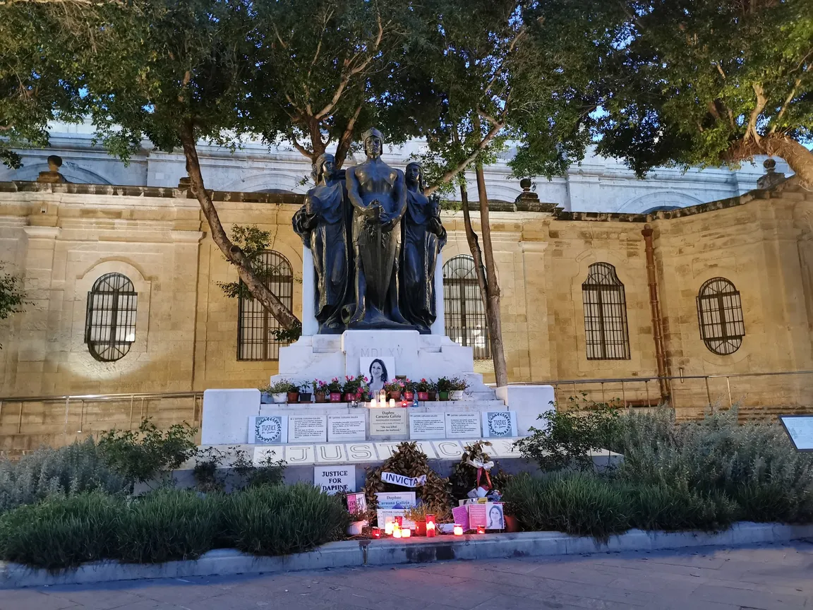 MDLXV Monument