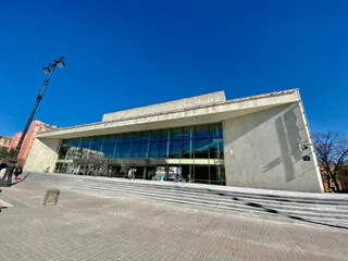 Oktyabr'skiy