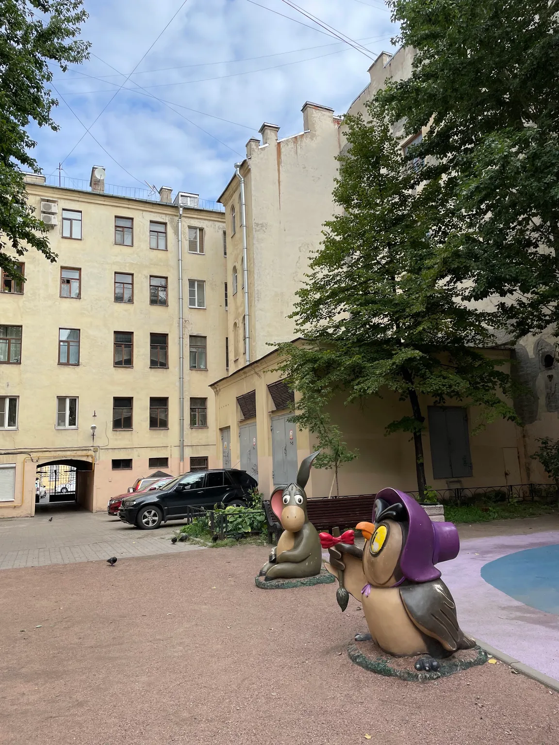 Dvor Lyubimykh Mul'tfil'mov