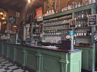 Beer Tasting Room In The Wildeman