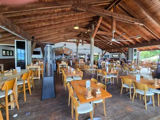 Northerlies Beach Bar & Grill