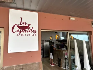 Las cazuelitas, El cotillo