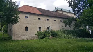 Zamek Houska