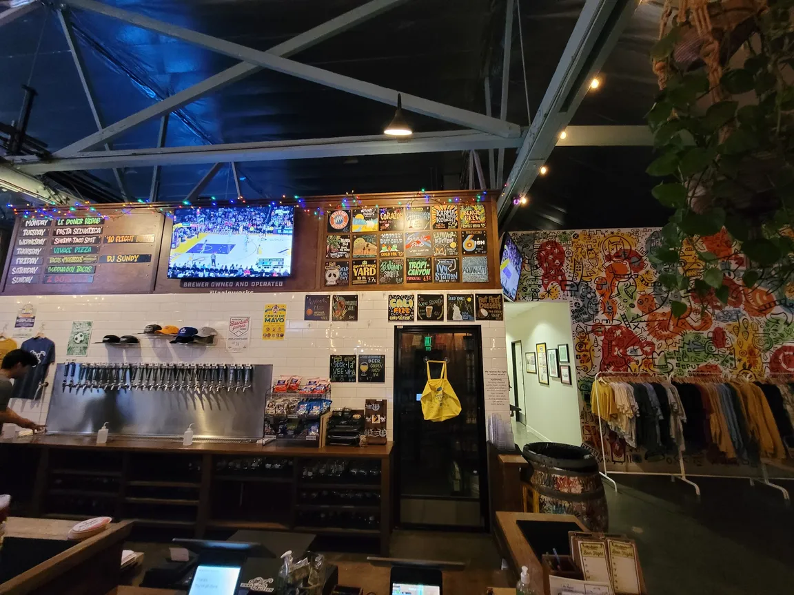 Los Angeles Ale Works - Brewery & Tasting Room