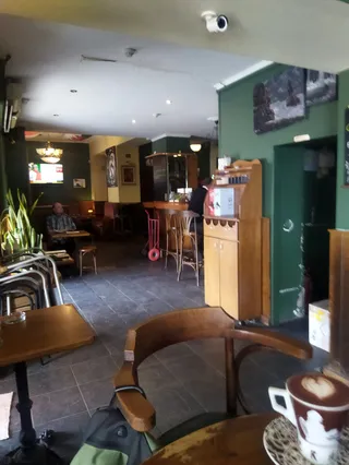 Malachy's Lemon 'n Lime Pub