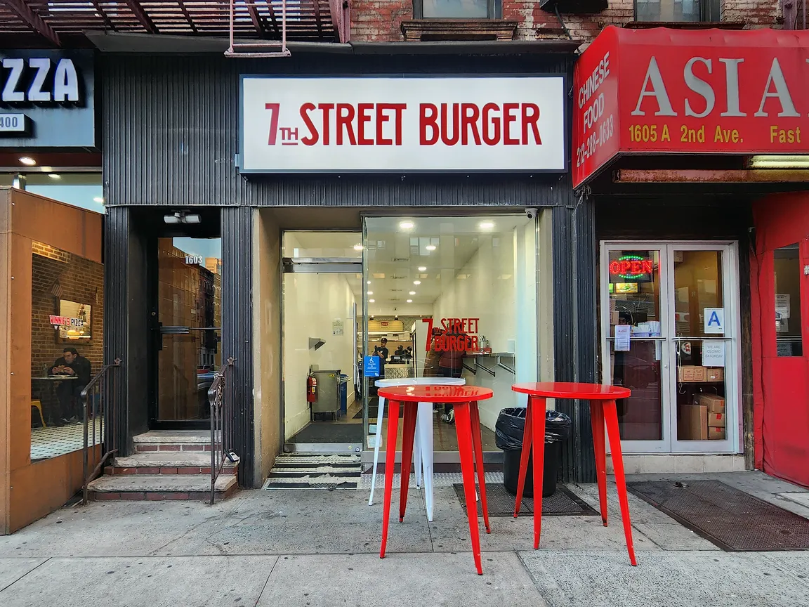 7th Street Burger Upper East Side