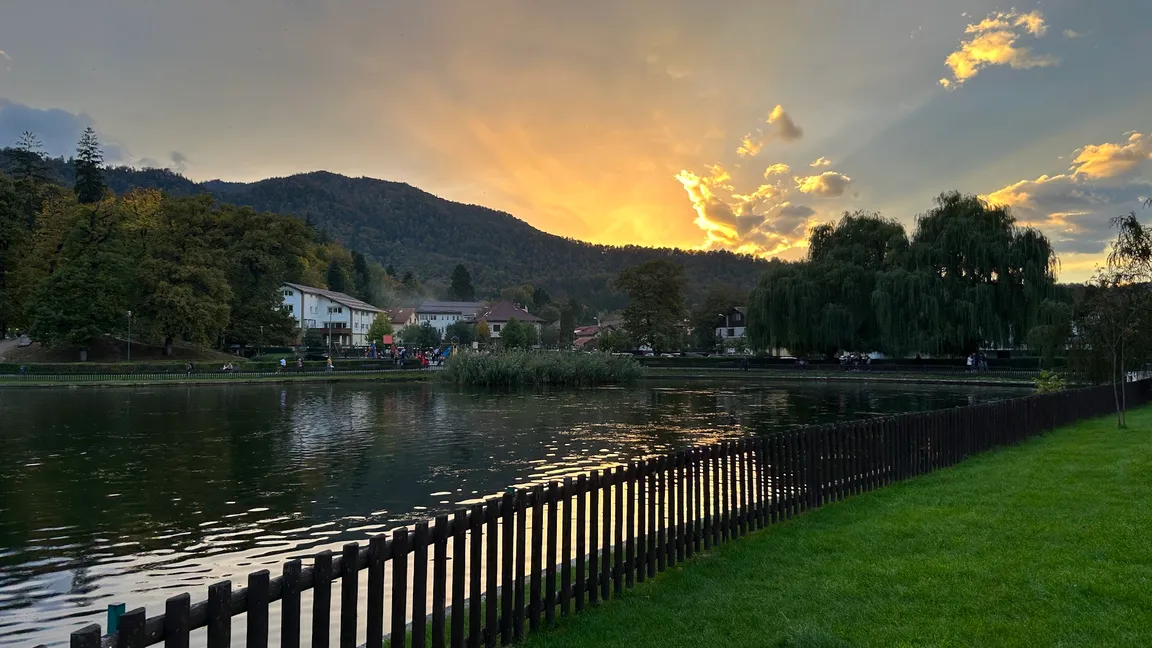 Noua Lake